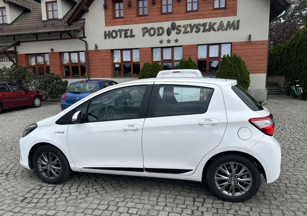 Toyota Yaris cena 55800 przebieg: 36123, rok produkcji 2018 z Krotoszyn małe 106